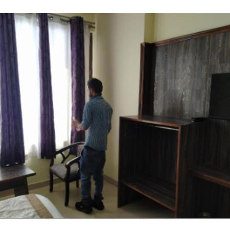 Hotel Super Mall Residency, מוסורי מראה חיצוני תמונה